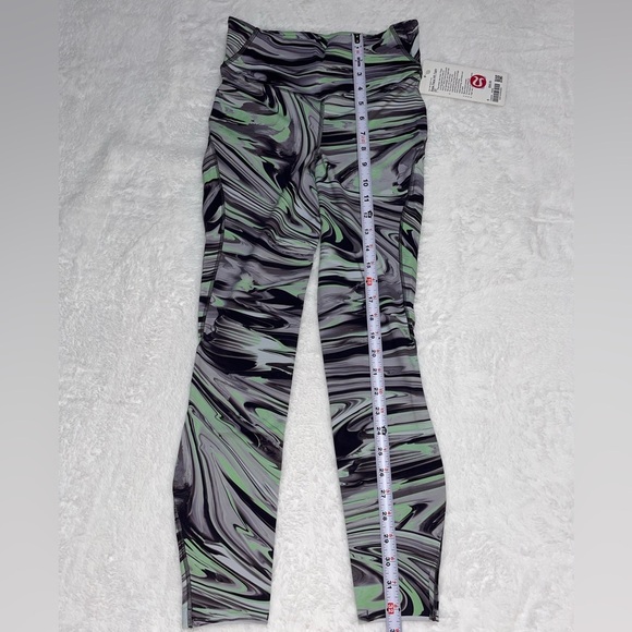 BNWT Lululemon Size 6 Base Pace HR Tight 25” Leggings Exercise Gym Lounge​ - Picture 2 of 5